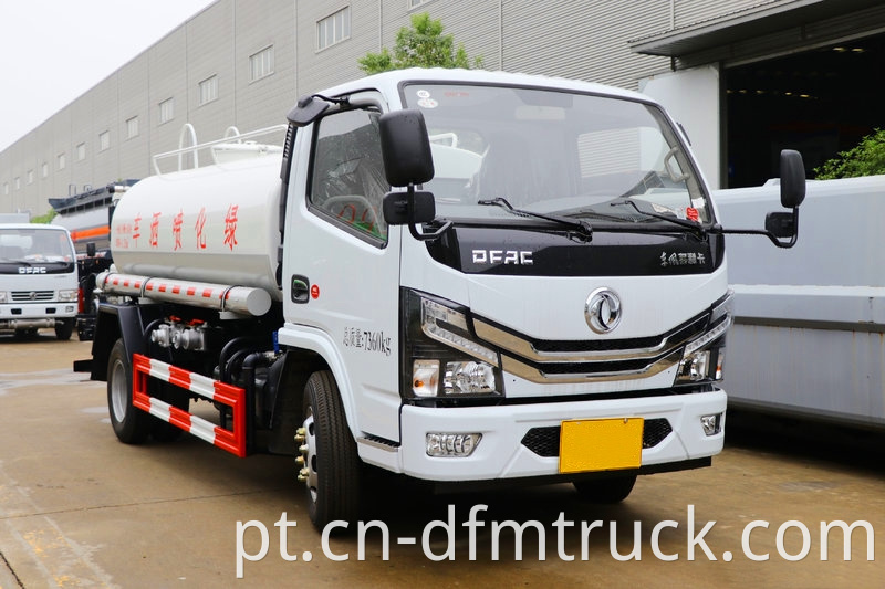 Dongfeng Dollicar D6 140hp 4x2 Sprinkler Truck